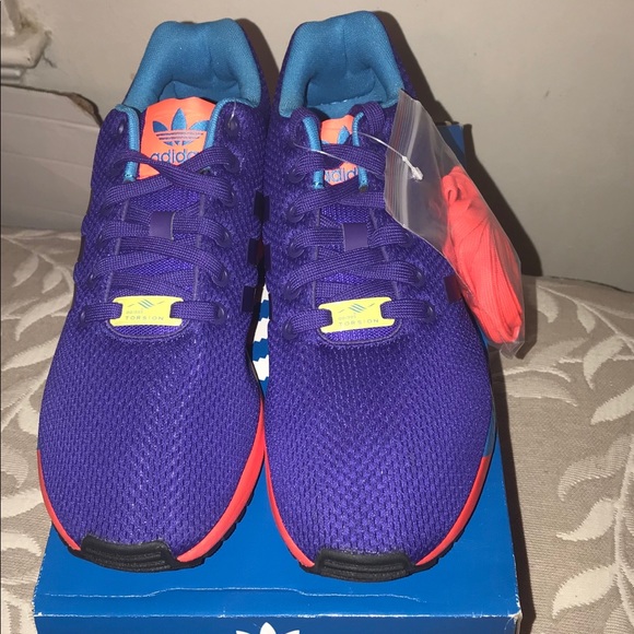 adidas Shoes - Adidas ZX Flux
